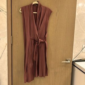 Niu maroon dress